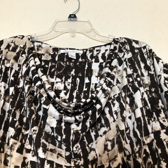 Kenneth Cole scoop neck size med blouse - Picture 3 of 7